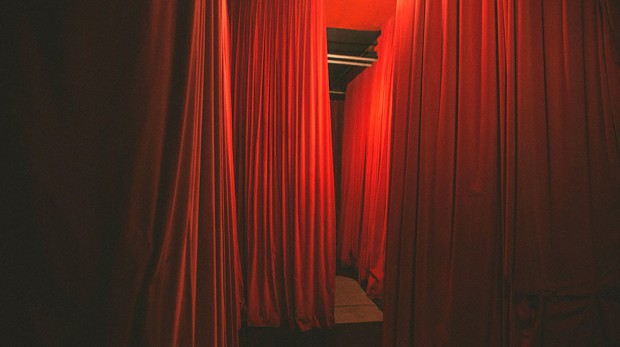 Curtains.102151